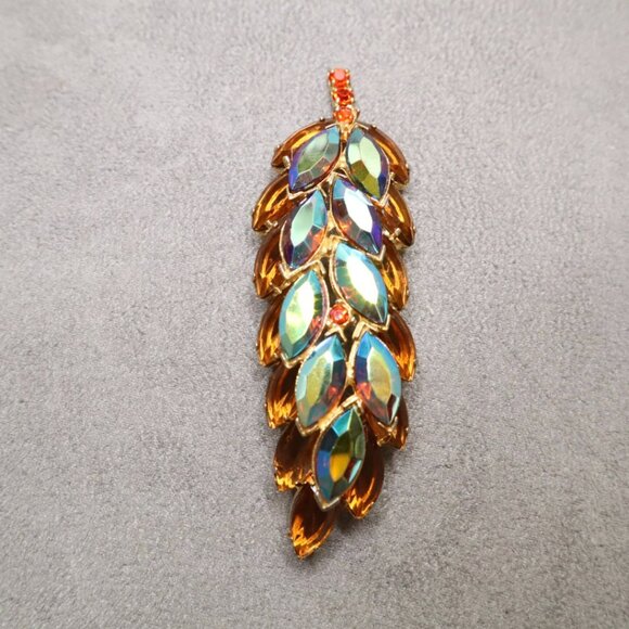 Juliana Rhinestone Leaf Brooch: Vintage 1960s Fall Statement Pin - Picture 8 of 11